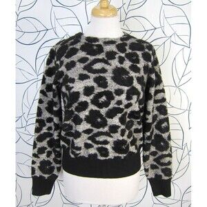 Carmen Marc Valvo Fuzzy Black & Gray Leopard Print Crew Neck Sweater Size M New!